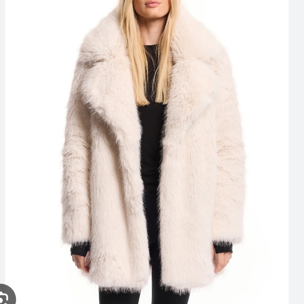 H&M Women's Cream Faux Fur Coat Jacket